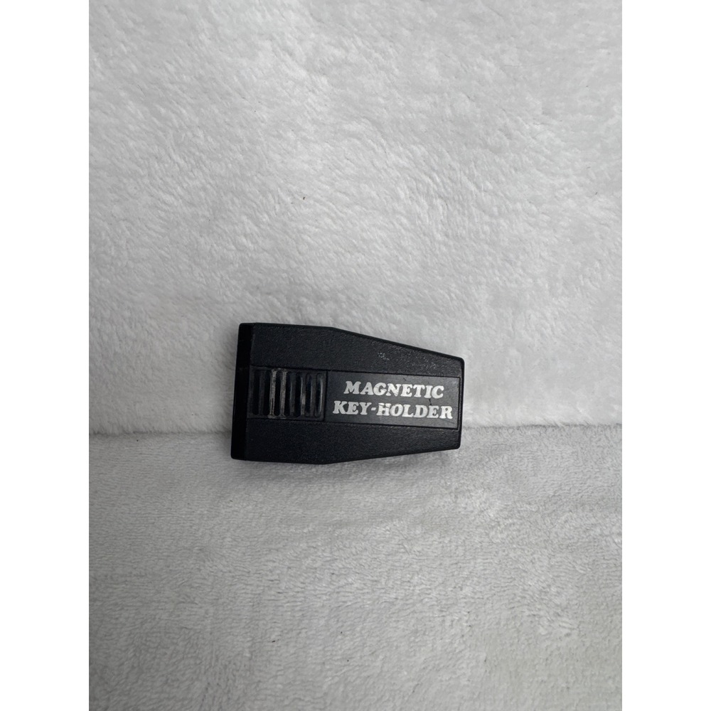 VINTAGE Magnetic Key Holder Unisex OS Black EXCELLENT